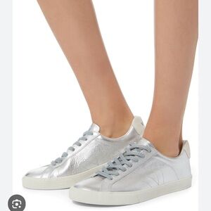 VEJA Silver Campo Sneakers | Size 9 Women’s | Good Condition